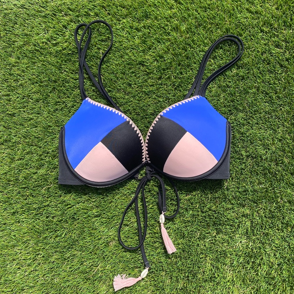 Bikini top